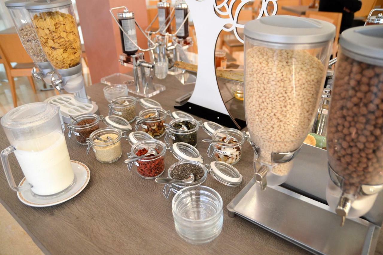 Hotel Adele 벨레지아아지마리나 외부 사진